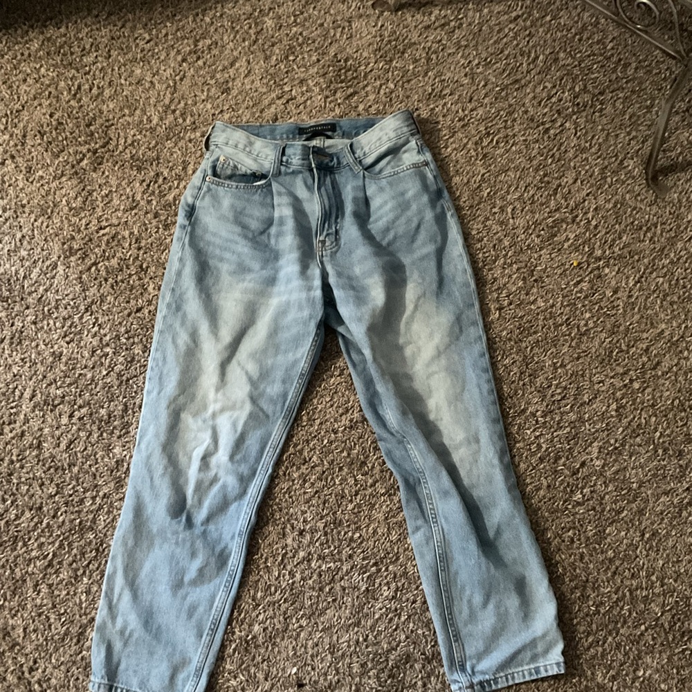AEROPOSTALE Light Wash Denim Jeans